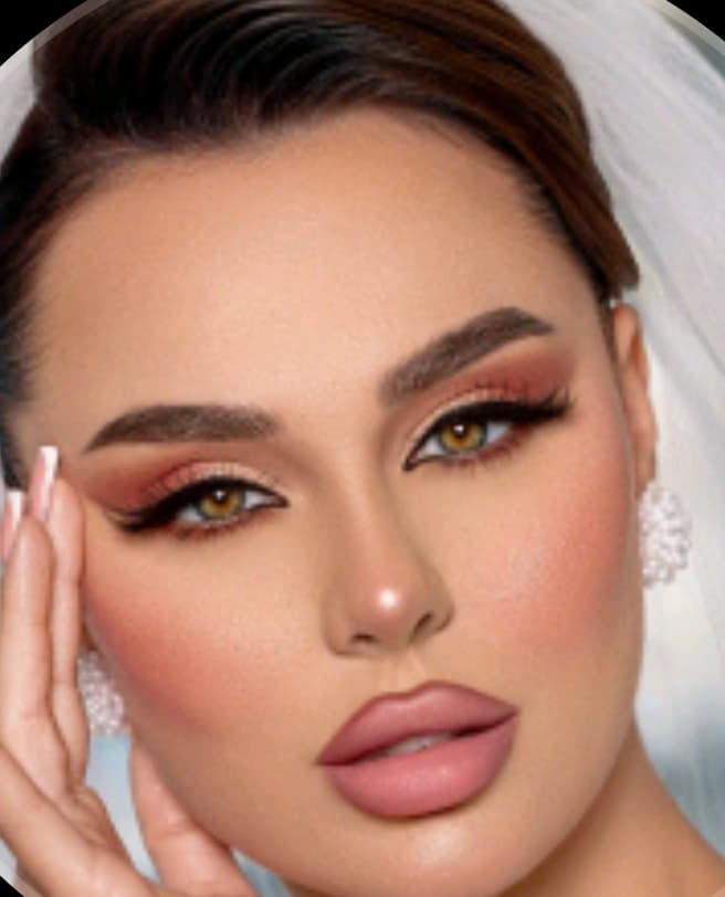 Mozah Artist ميكب ارتست