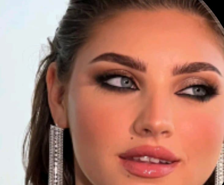 Laila Alblooshii