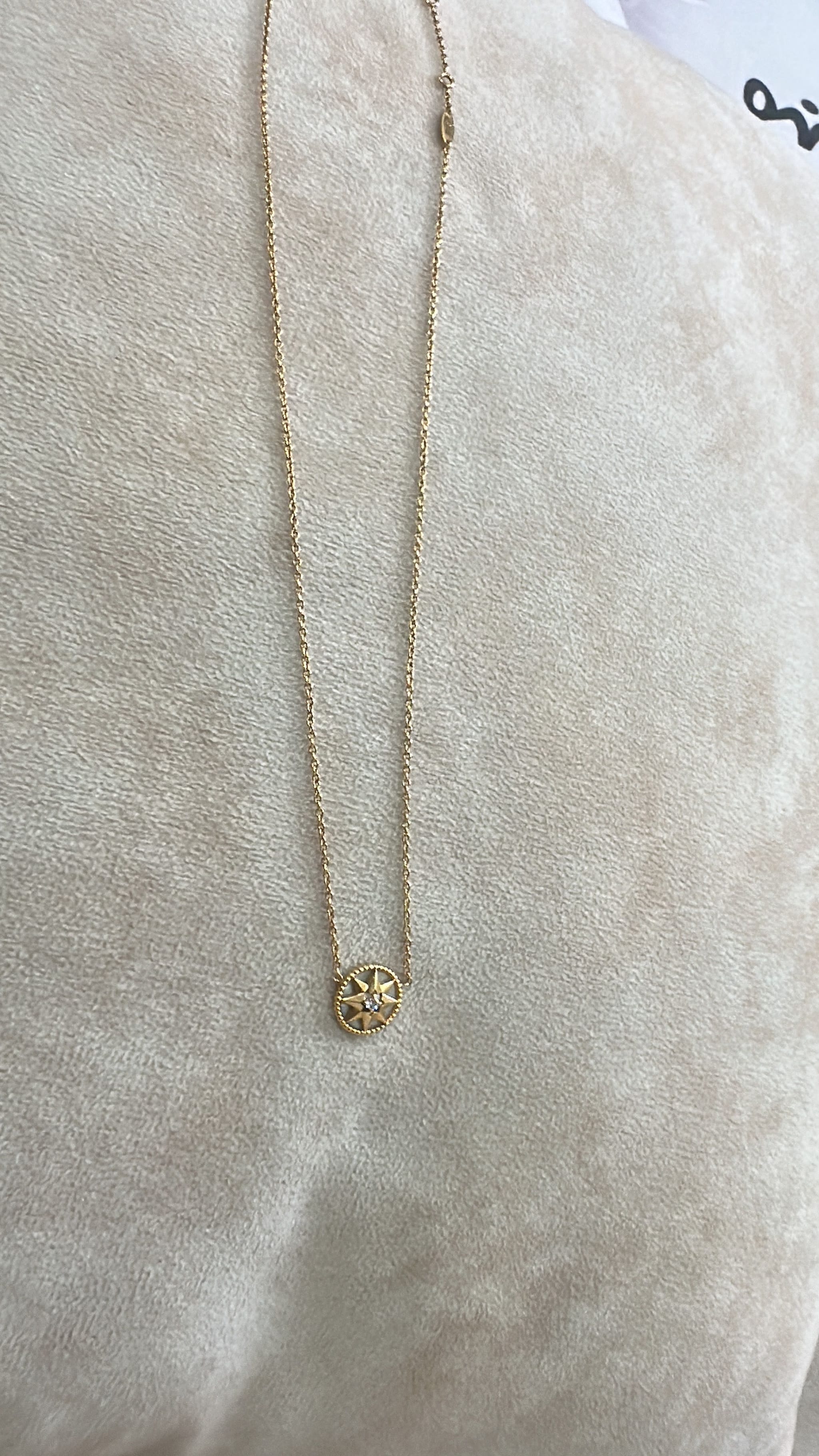 Dior Necklace  gold 18k