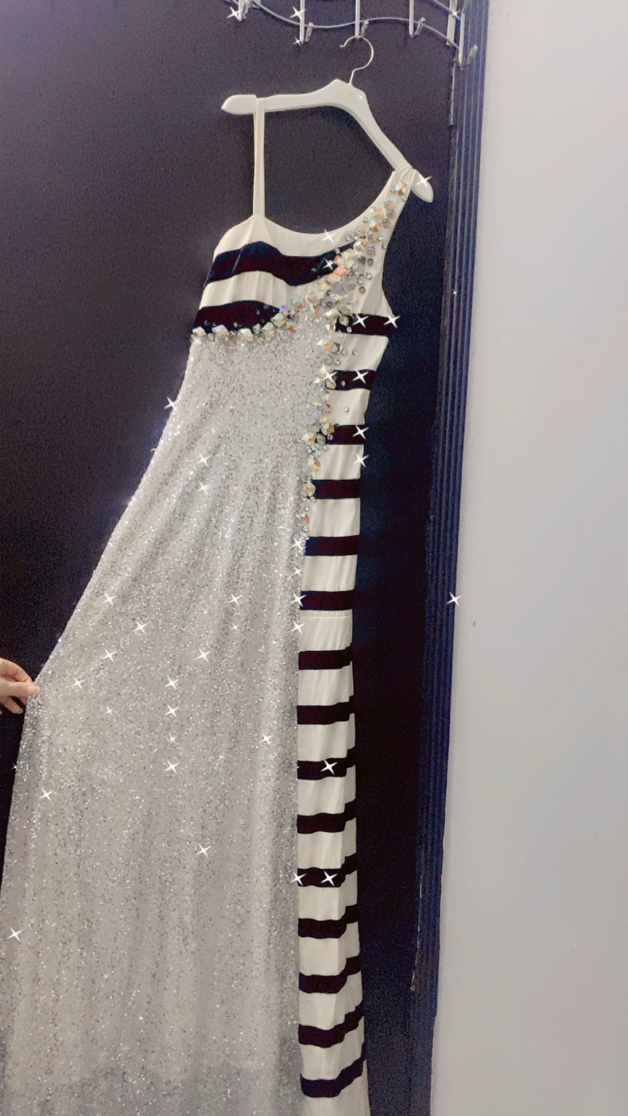 فستان سهرة جميل