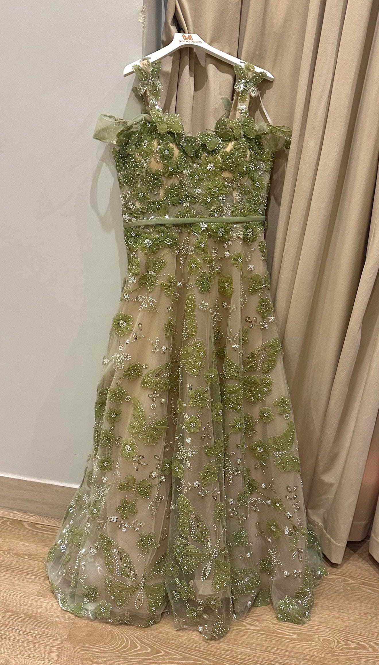 فستان من المصممم Misshicouture 2024