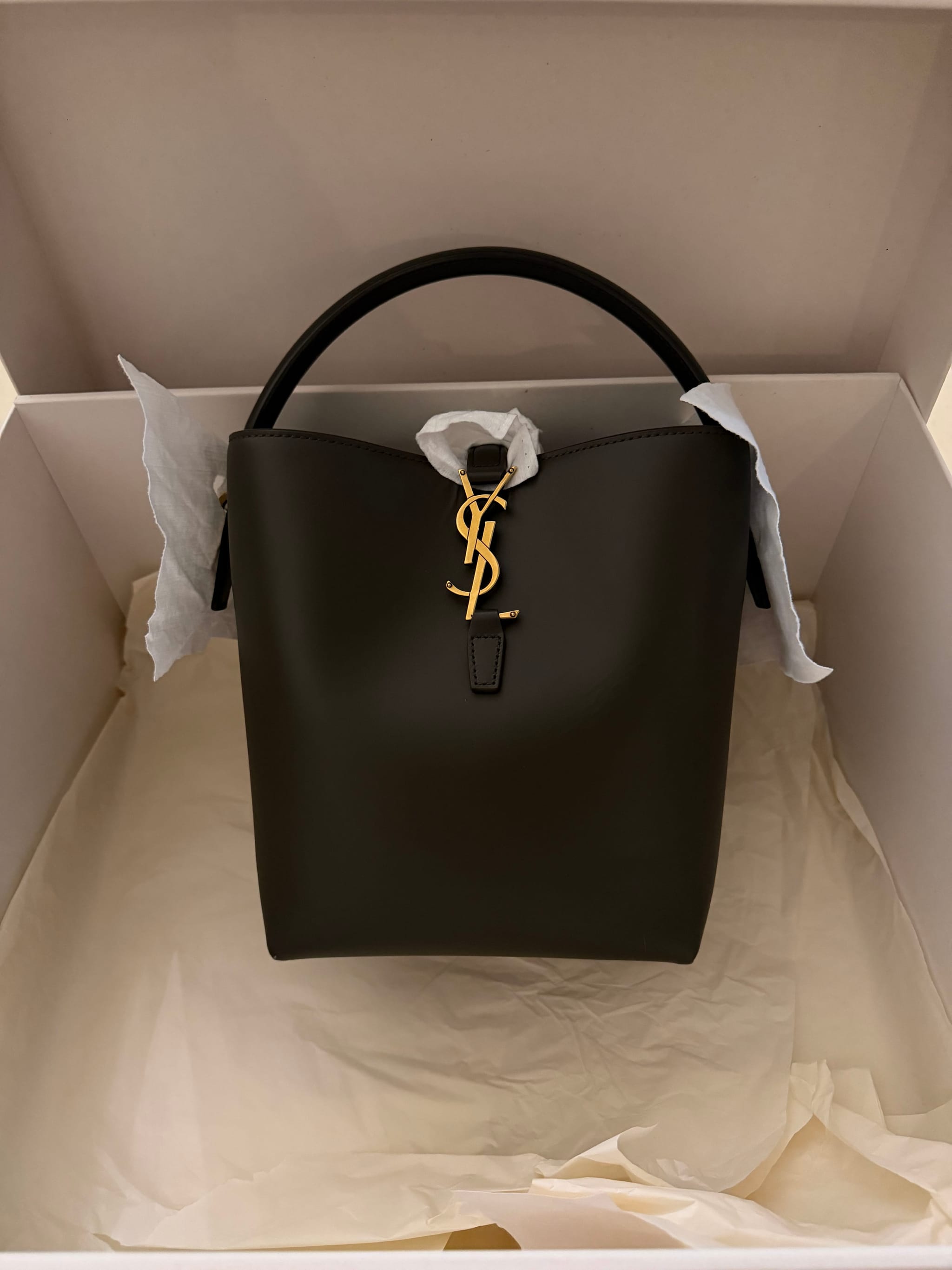بيع شنطة YSL